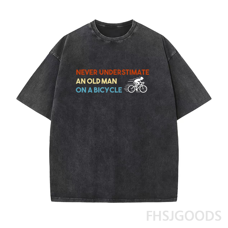 Never Underestimate An Old Man On A Bicycle Funny Cyclist Unisex Distressed T-Shirt