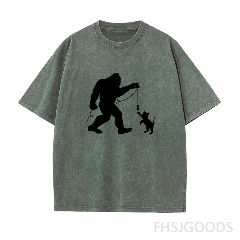Bigfoot and Kitten Unisex Distressed T-Shirt