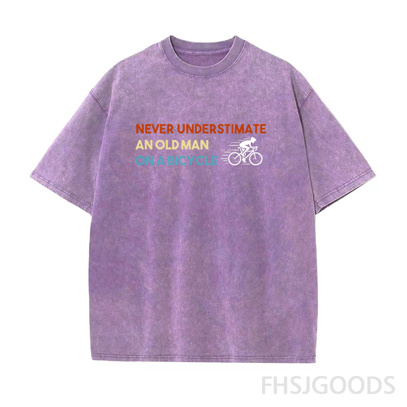 Never Underestimate An Old Man On A Bicycle Funny Cyclist Unisex Distressed T-Shirt
