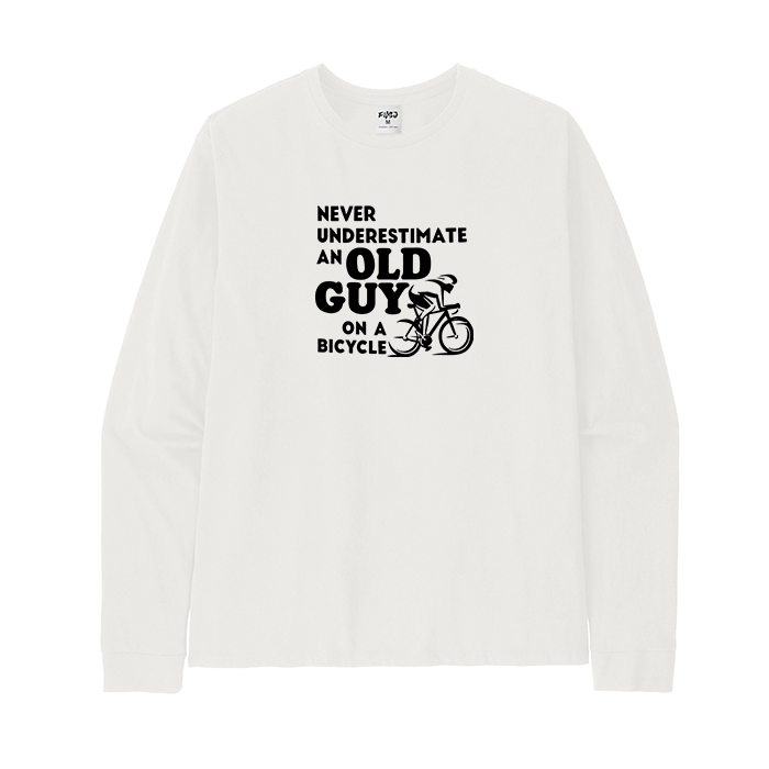 Never Underestimate An Old Guy on A Bicycle Long Sleeve T-Shirt