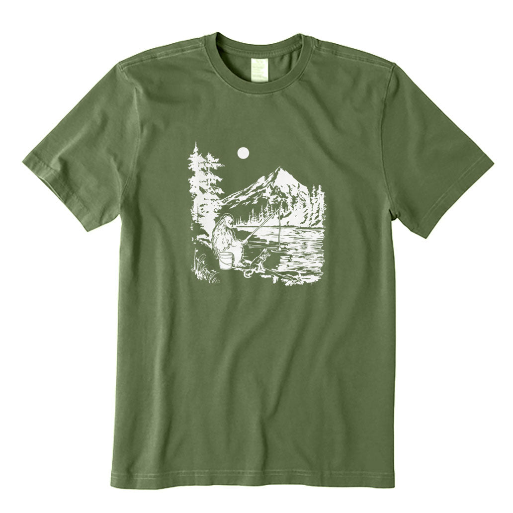 Bigfoot Is Fishing with Pet Dog T-Shirt